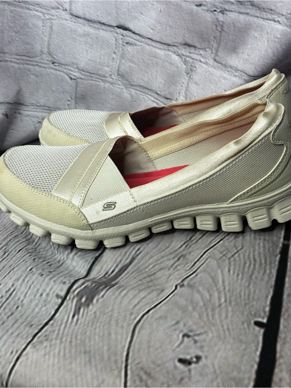 Skechers EZ Flex 2 Quipster Cream Beige Womens Slip On Sporty Shoes Flats Sz 8.5